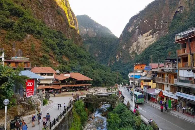 aguas calientes